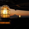 神奈川から見る夕暮れの富士山