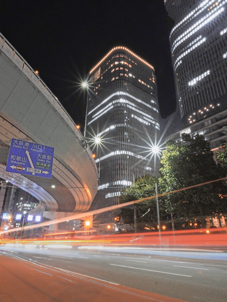 大阪の夜をお写ん歩