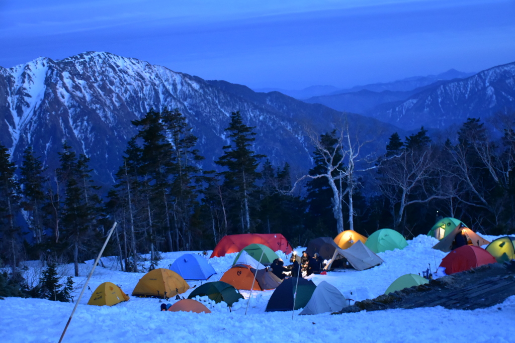 西穂山荘の夜