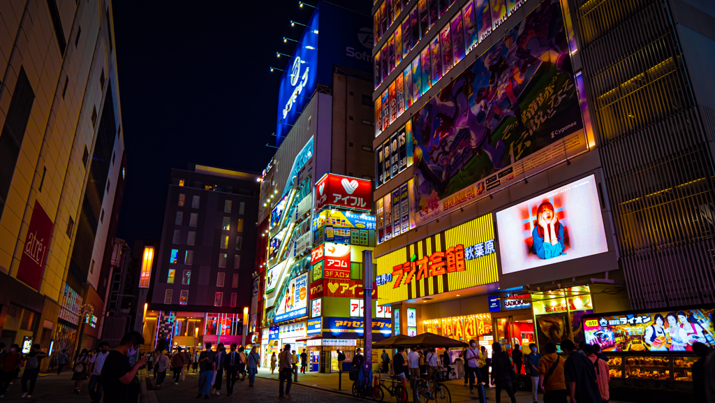 秋葉原