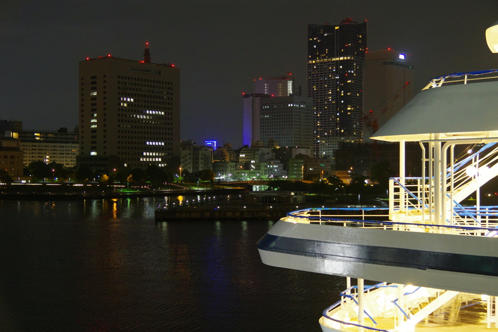 深夜･大桟橋