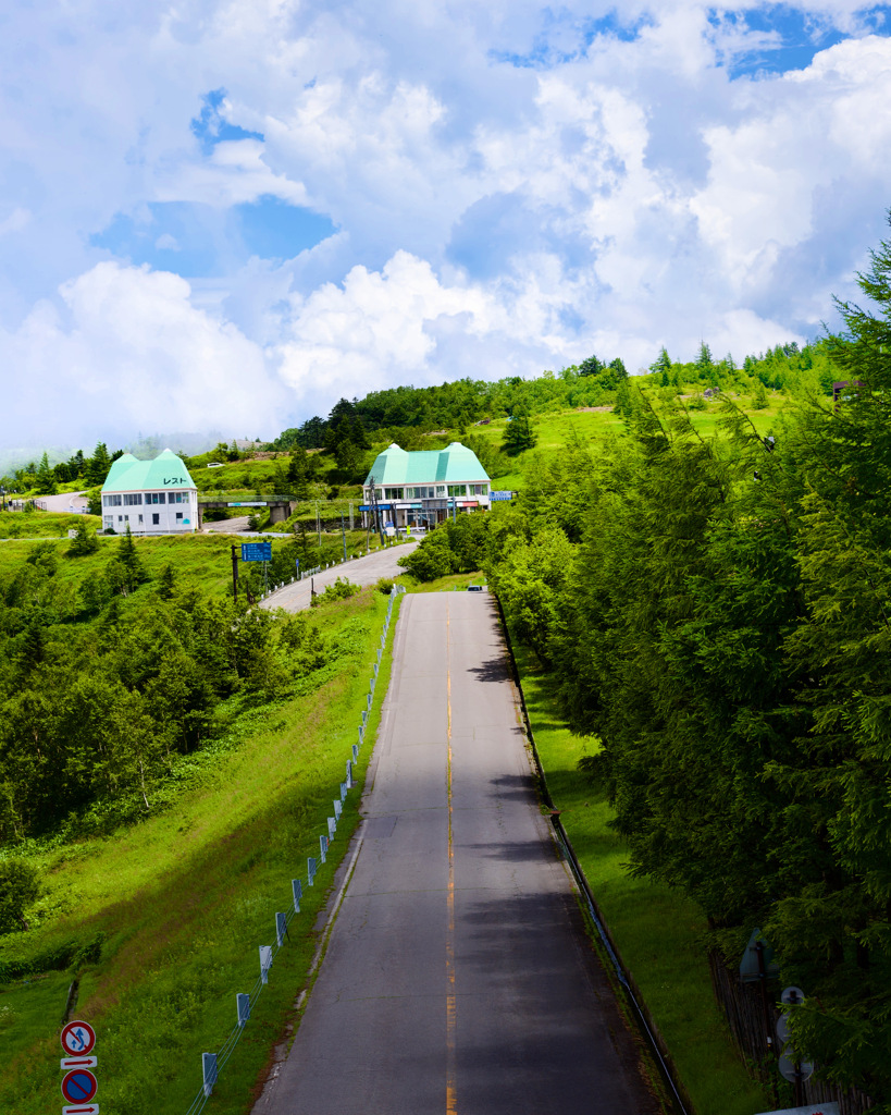 美ヶ原高原美術館　道路