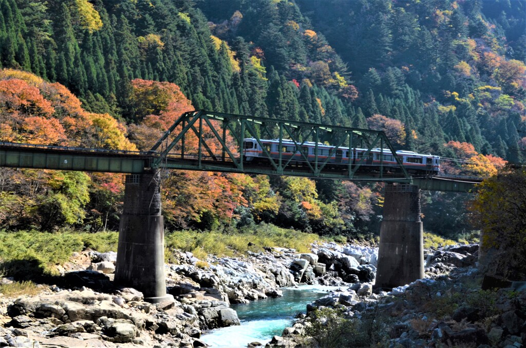 ローカル列車④