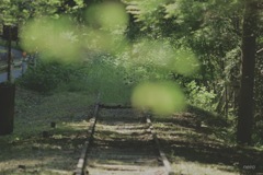 異世界へとつづく...