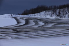 融雪　大地へのアート