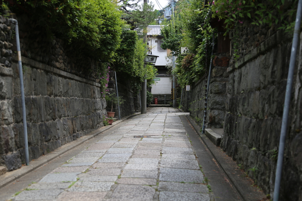石塀小路