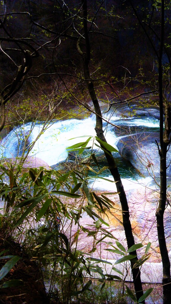41　Waterfall in the hole