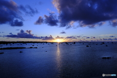 佐和田の浜から見る夕日