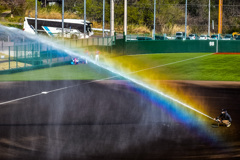 球場と虹