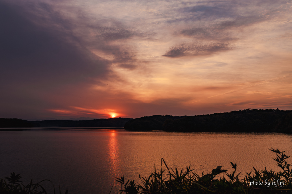 Lake sunset view