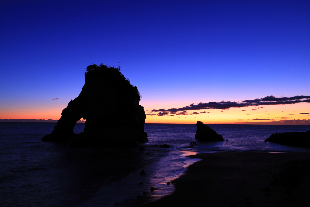 夫婦岩と朝景①