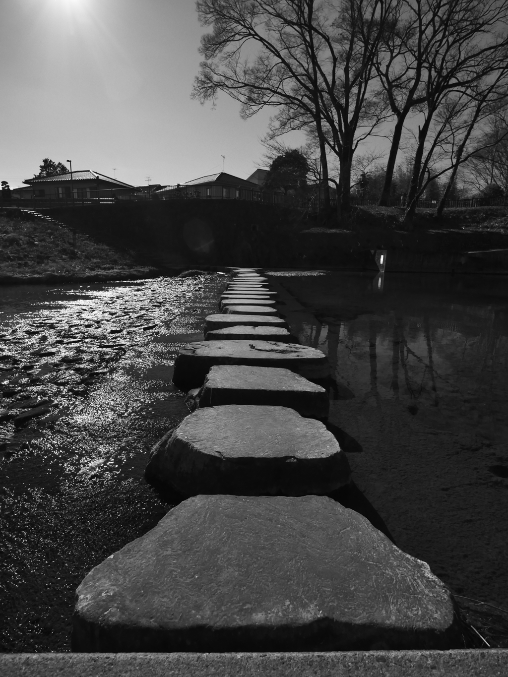 小川の町