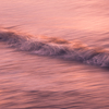 東雲色の波静か