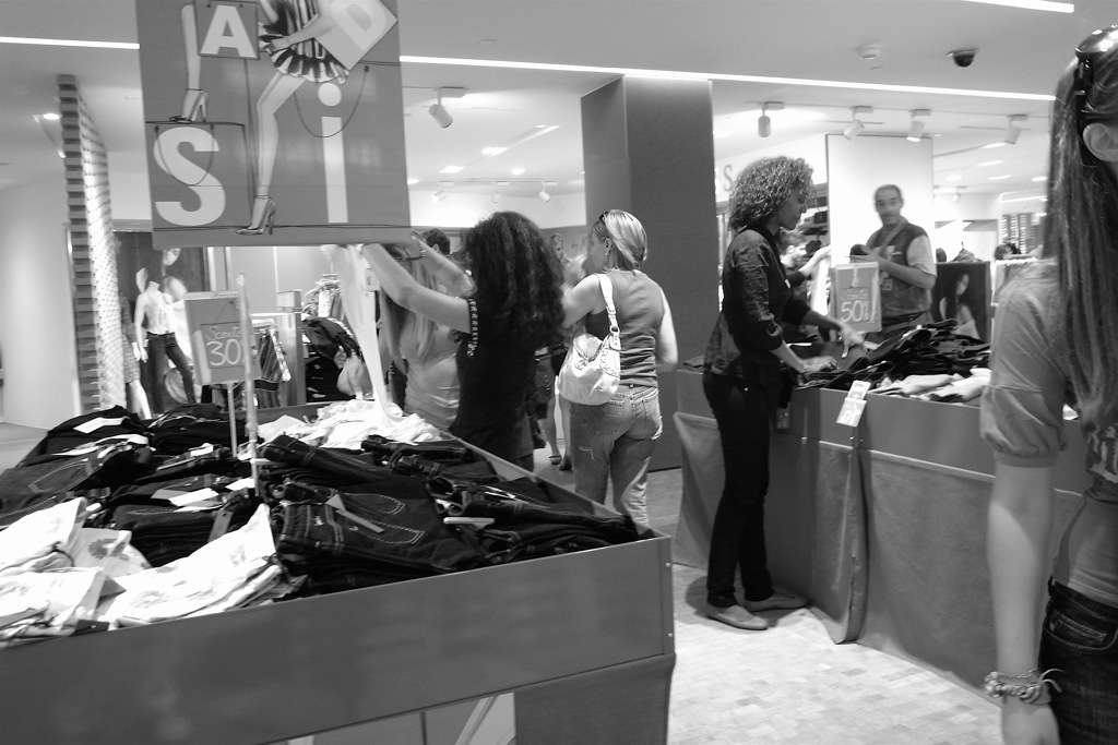 Rinascente's sales lll