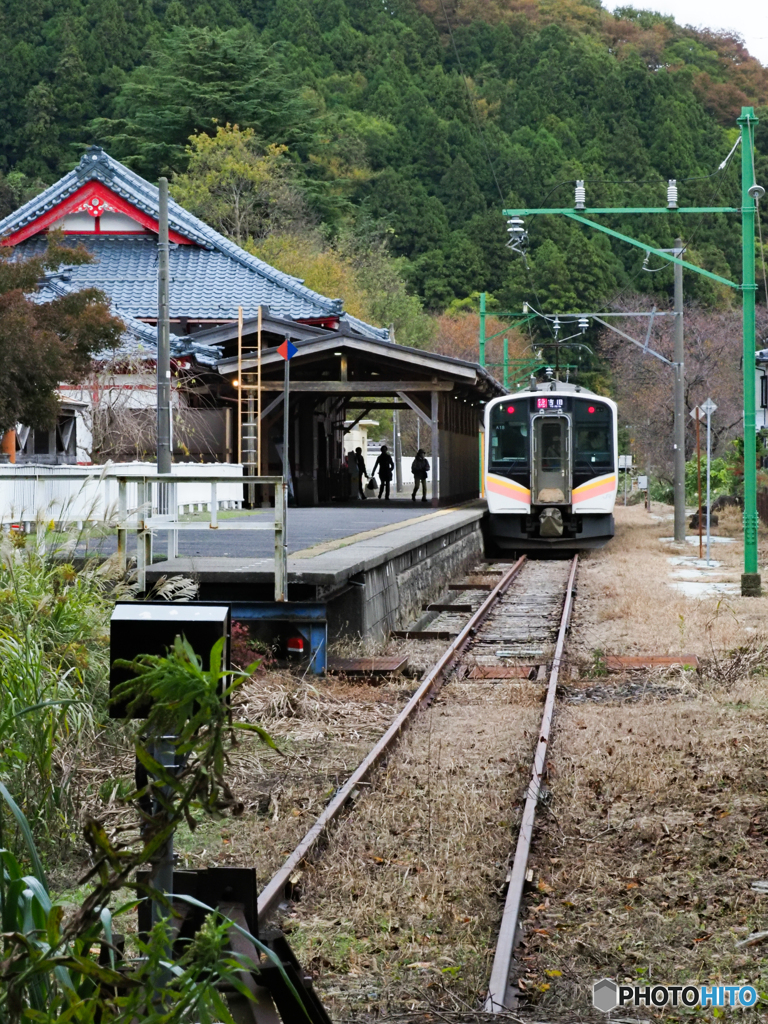 弥彦線始発駅弥彦駅