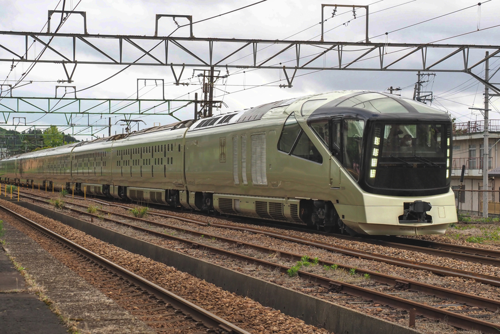 駅通過