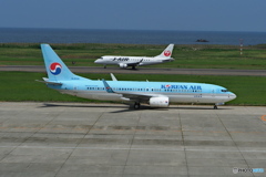 KOREAN AIR と J-AIR