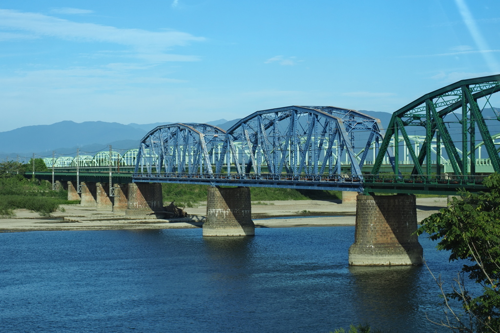 橋梁のある風景