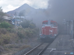 黒煙けむる・DLの後方運転