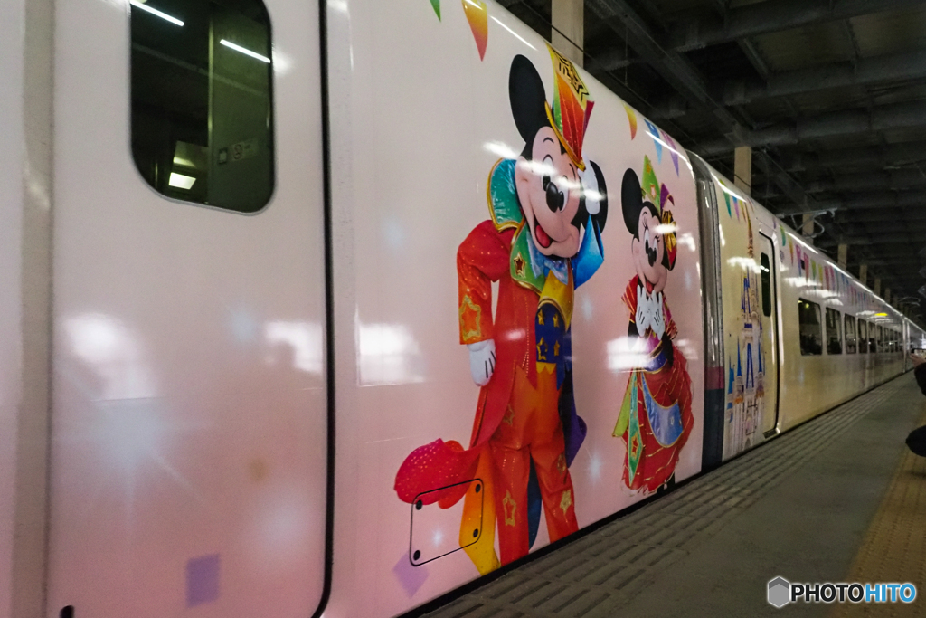 E2系ラッピング新幹線…②