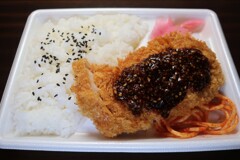 特製ソースチキンカツ弁当