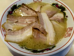 豚骨チャーシュー麺