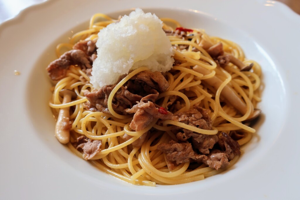 牛肉ときのこのおろし醤油