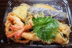 えびと彩り野菜の天ぷら盛合せ