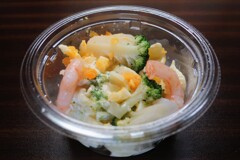 エビとブロッコリーのサラダ