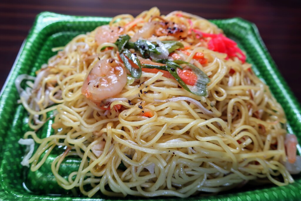 瀬戸内レモン入り塩焼きそば