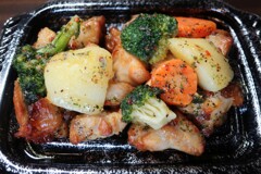 チキンと洋風野菜のバジル風仕立て