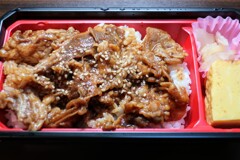 炭火焼牛カルビ重