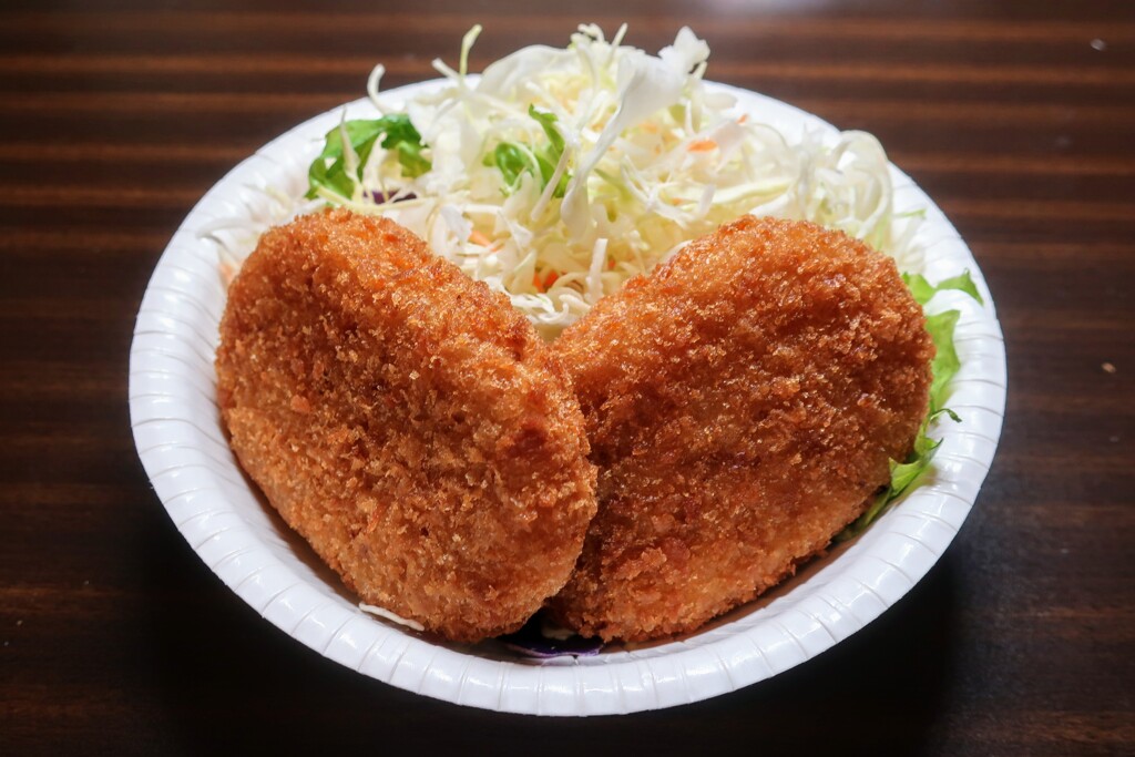 お肉屋屋さんのコロッケ
