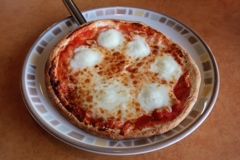 バッファローモッツァレラのマルゲリータピザ