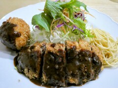 ビーフカツとクリームコロッケ