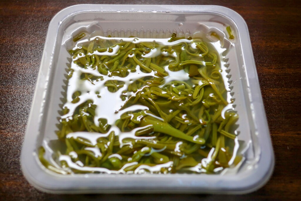 かつお風味味付めかぶ