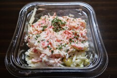 カニカマとマカロニのからしマヨ