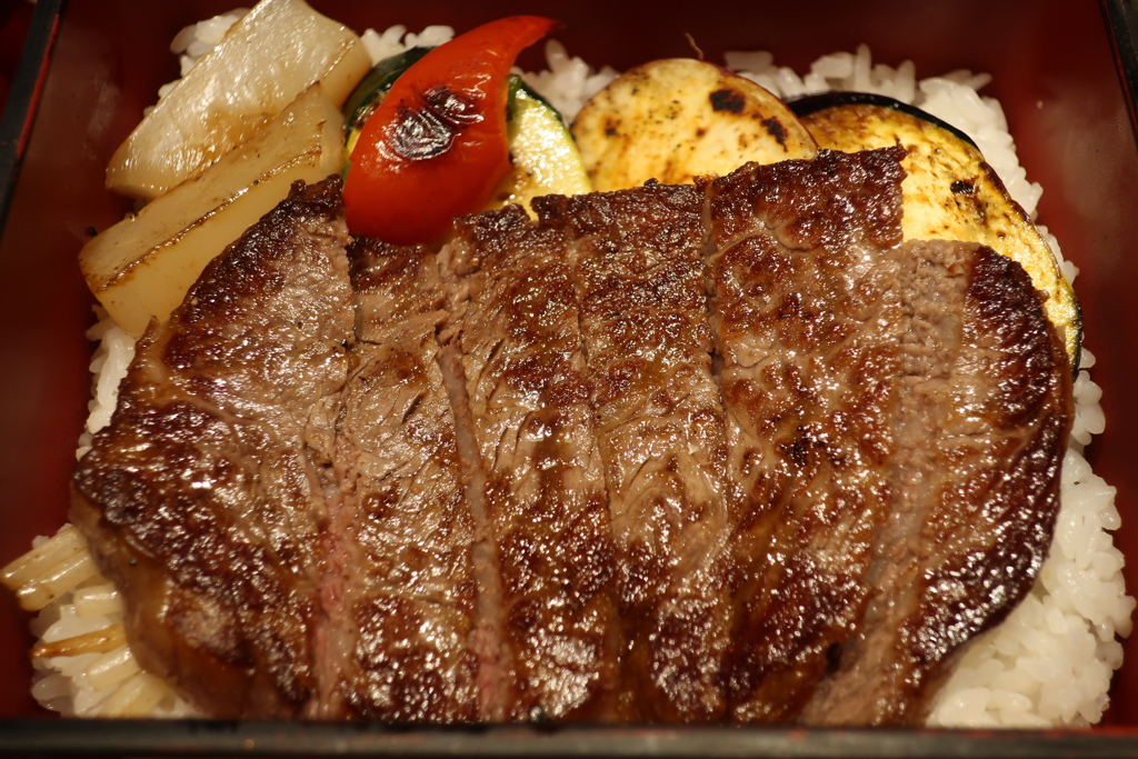 ステーキ重