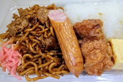 おにぎり弁当（焼きそば）