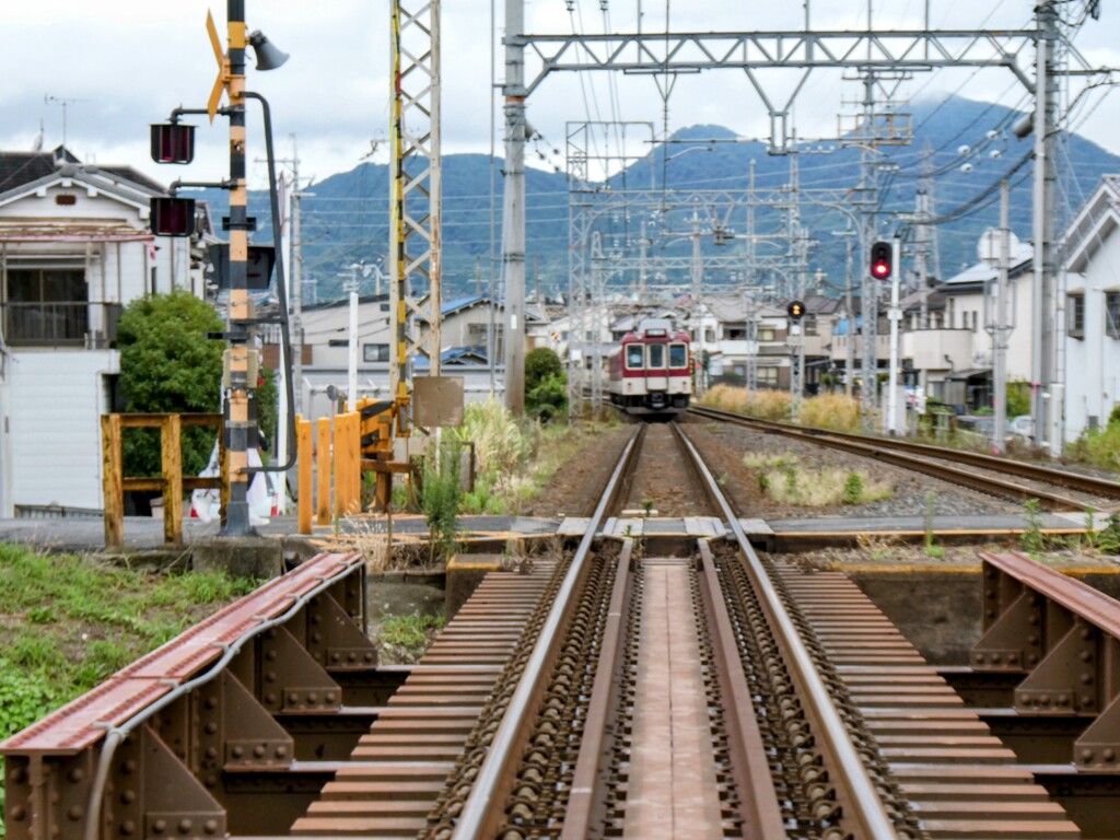 去る