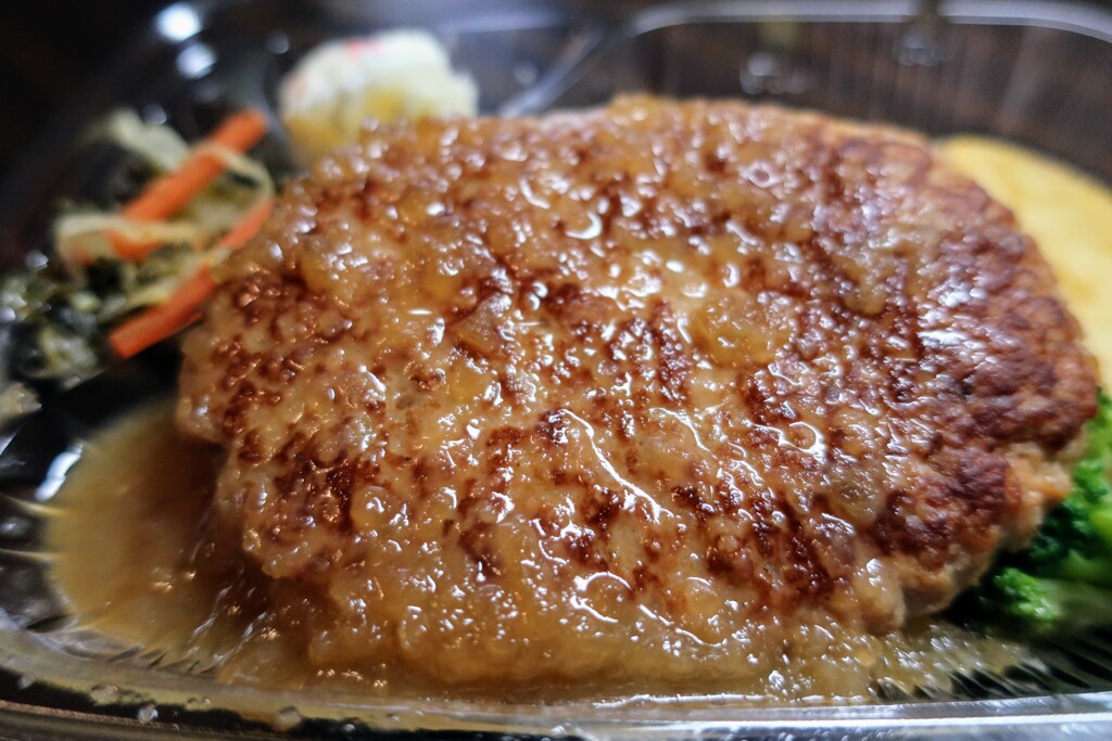 オニオンソースハンバーグ
