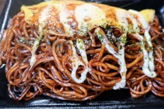 オム焼きそば
