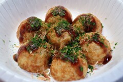 山芋を加えふわふわでとろっとしたたこ焼き