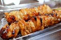 スーパーの焼き鳥、皮