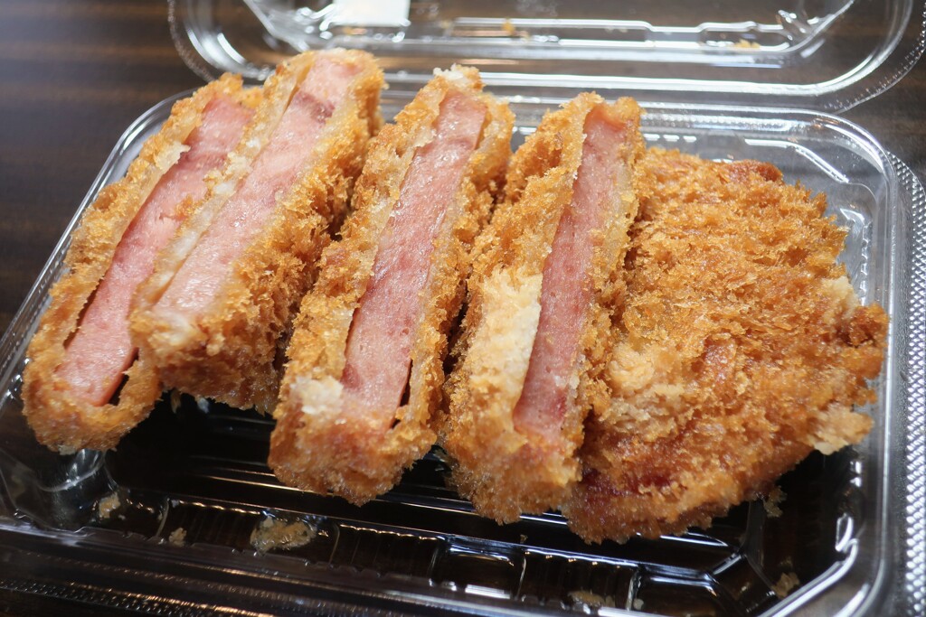 厚切りポークハムカツ