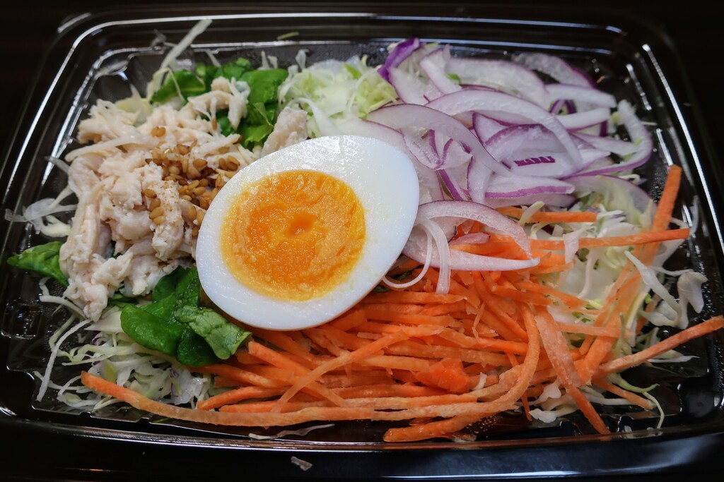 1/3日分の野菜サラダ