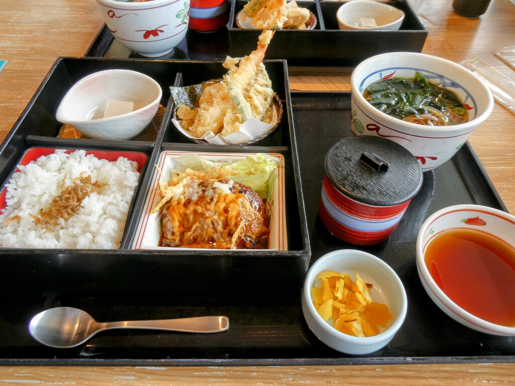 さとランチ