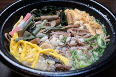 麺小鉢彩り山菜そば