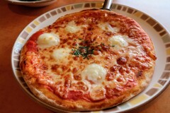 バッファローモッツァレラのマルゲリータピザ