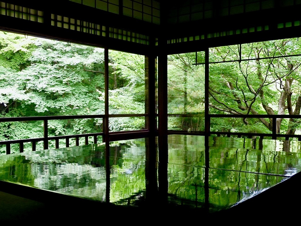 瑠璃光院